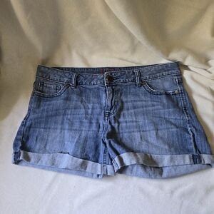 ELLE Paris Denim Blue Women's Shorts Rolled Cuffs Sz. 12 Casual Travel Outdoor
